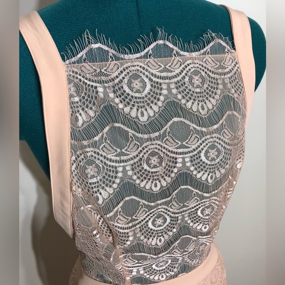 House of CB Carmelita blush dress jumpsuit - Picture 6 of 9